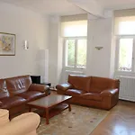 Apartment Lesboisjolis