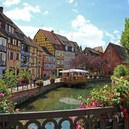 Lesboisjolis Apartment Colmar