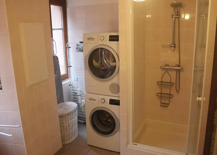 Apartment Lesboisjolis *