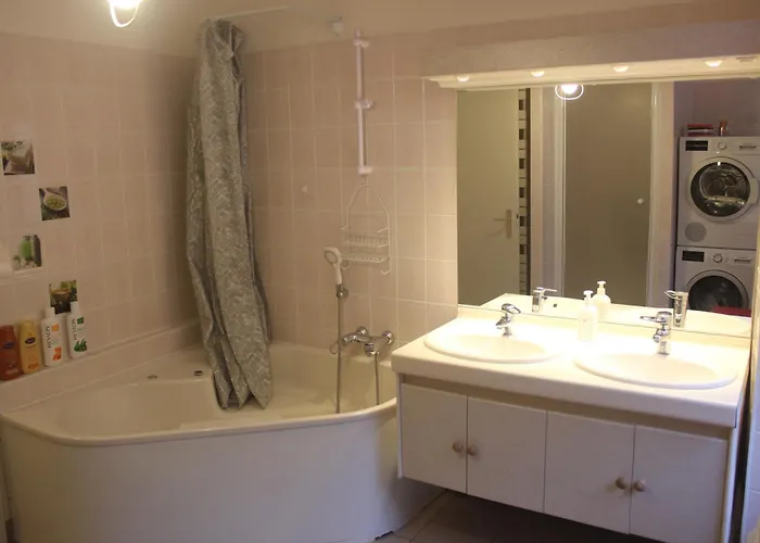 아파트 Lesboisjolis *